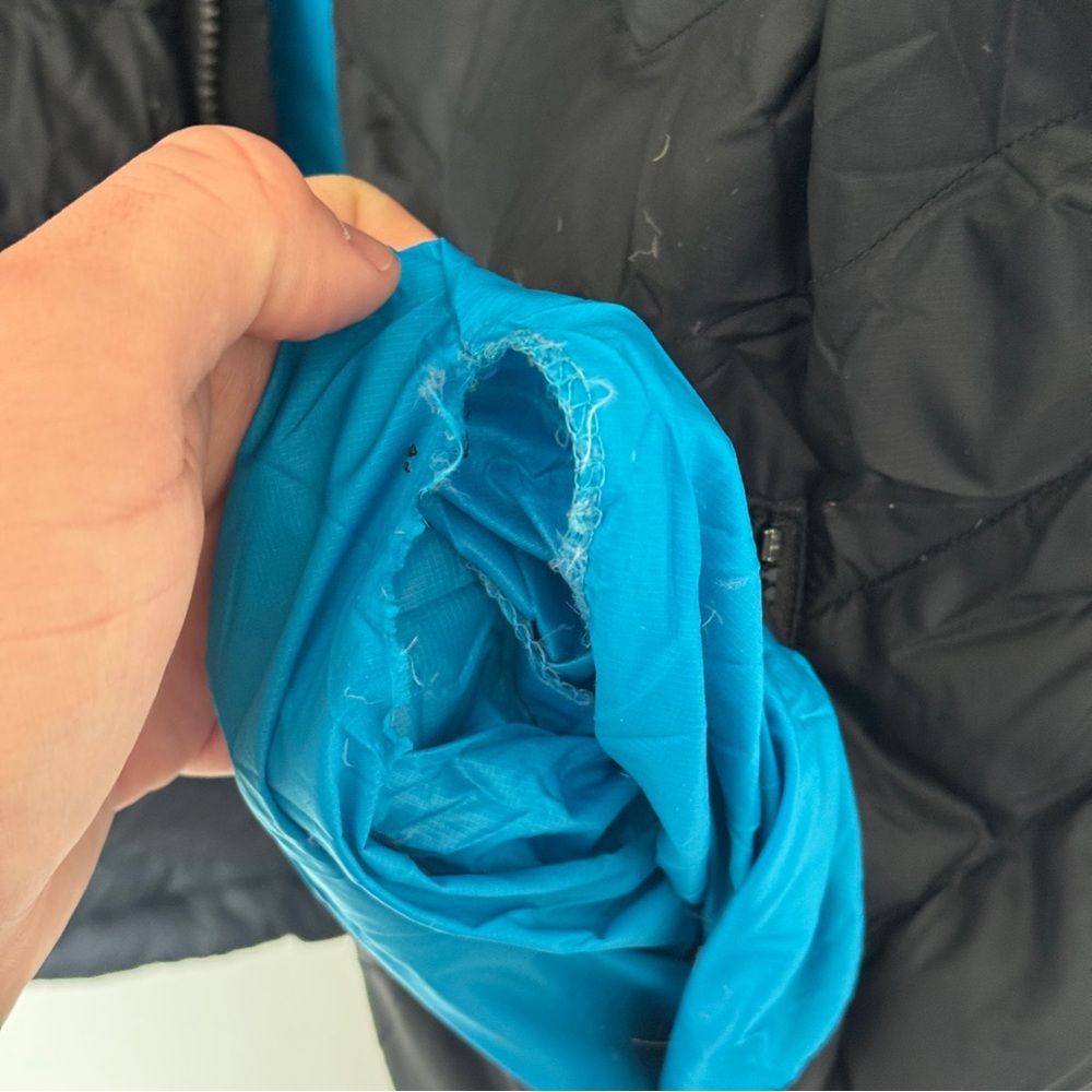 Volcom Down Jacket - Picture 7 of 7
